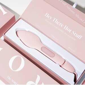 NORI PRESS STEAM IRON Pink